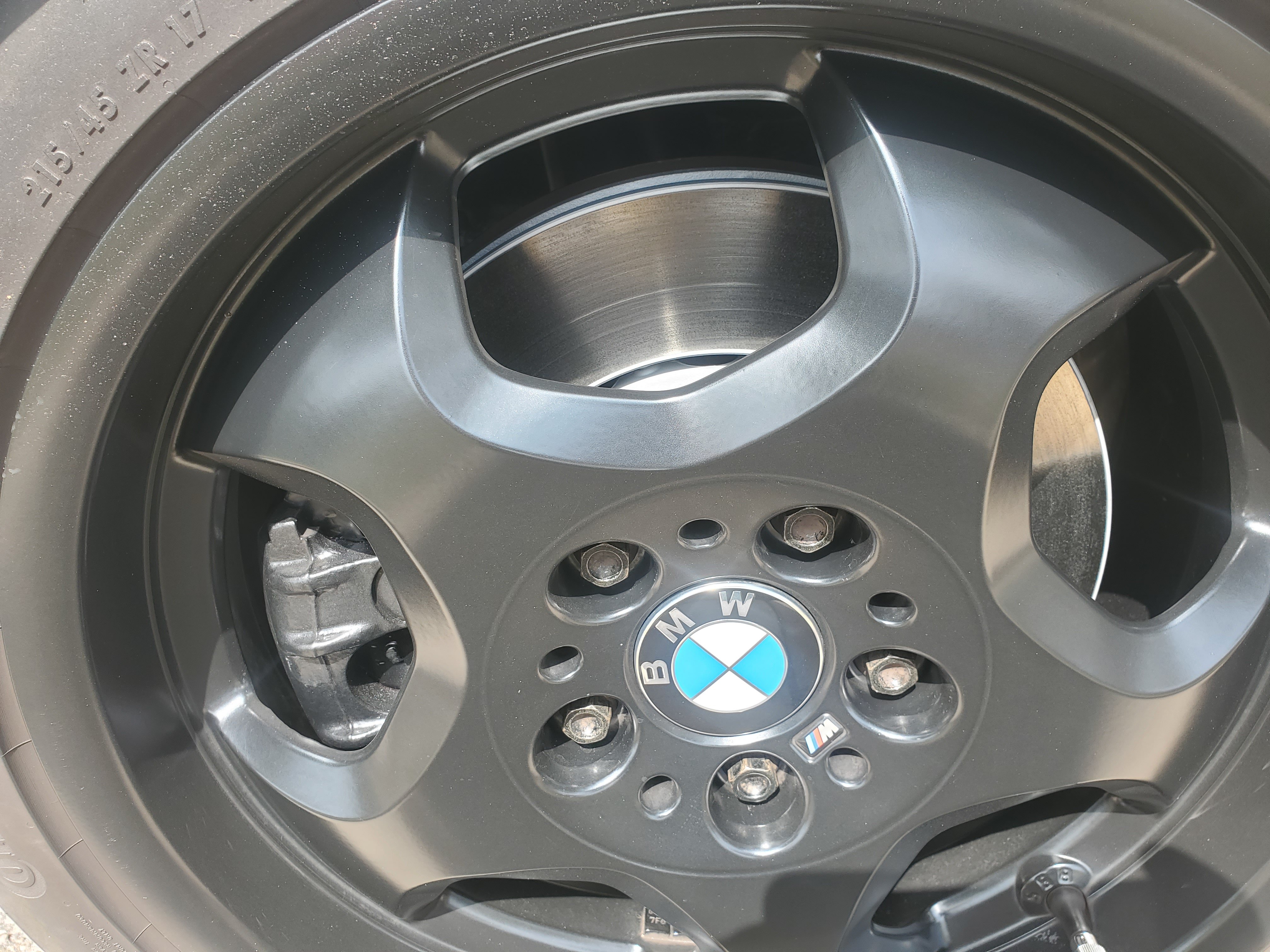 Tire and wheel service by mobile mechanic Austin TX
